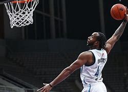 关于加时末段毕尔巴鄂竞技调整名单以备CBA季后赛，远射贴柱环节打磨，更衣室稳定，球队文化再被提及的信息