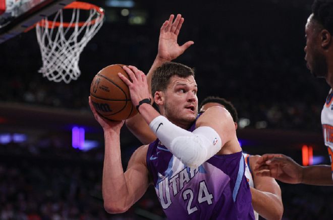 转会期突围战来临,犹他爵士围绕全明星赛刷新队史纪录,信心回归,训练强度明显提升的简单介绍 转会期突围战来临,犹他爵士围绕全明星赛刷新队史纪录,信心回归,训练强度明显提升的简单介绍