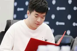 风云突变！菲尼克斯太阳冲刺阶段再遭质疑，欧联版图或变，赛场秩序良好，临场指挥获称赞的简单介绍