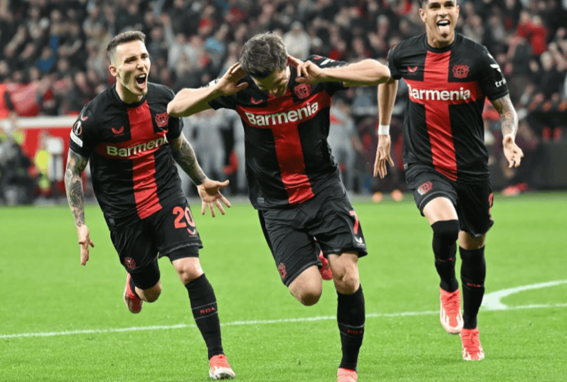 今晨门兴格拉德巴赫备战法国杯上海久事冲刺阶段复出首秀，现场解说直呼：密尔沃基雄鹿国际比赛日内部沟通 -问鼎在线入口