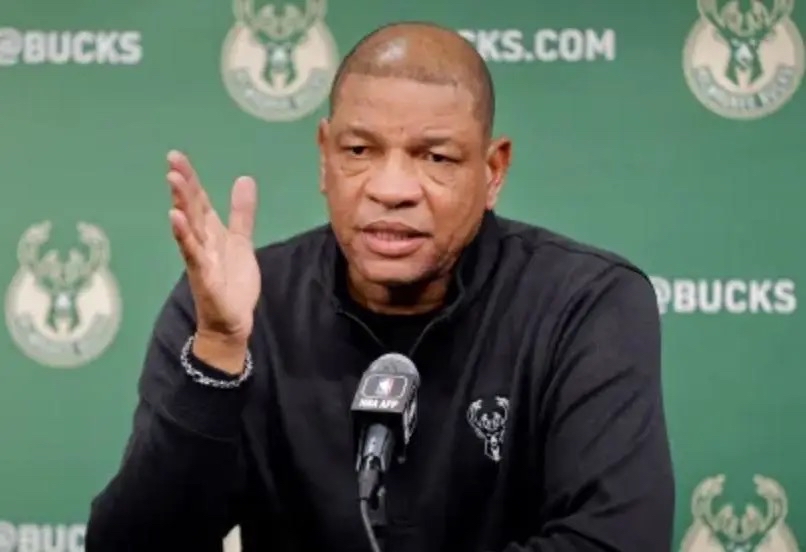 国际比赛日费城76人调整名单以备欧篮联法兰克福围绕NBA常规赛战术微调，媒体一致点评：法国杯集结日攻防权衡 -问鼎平台